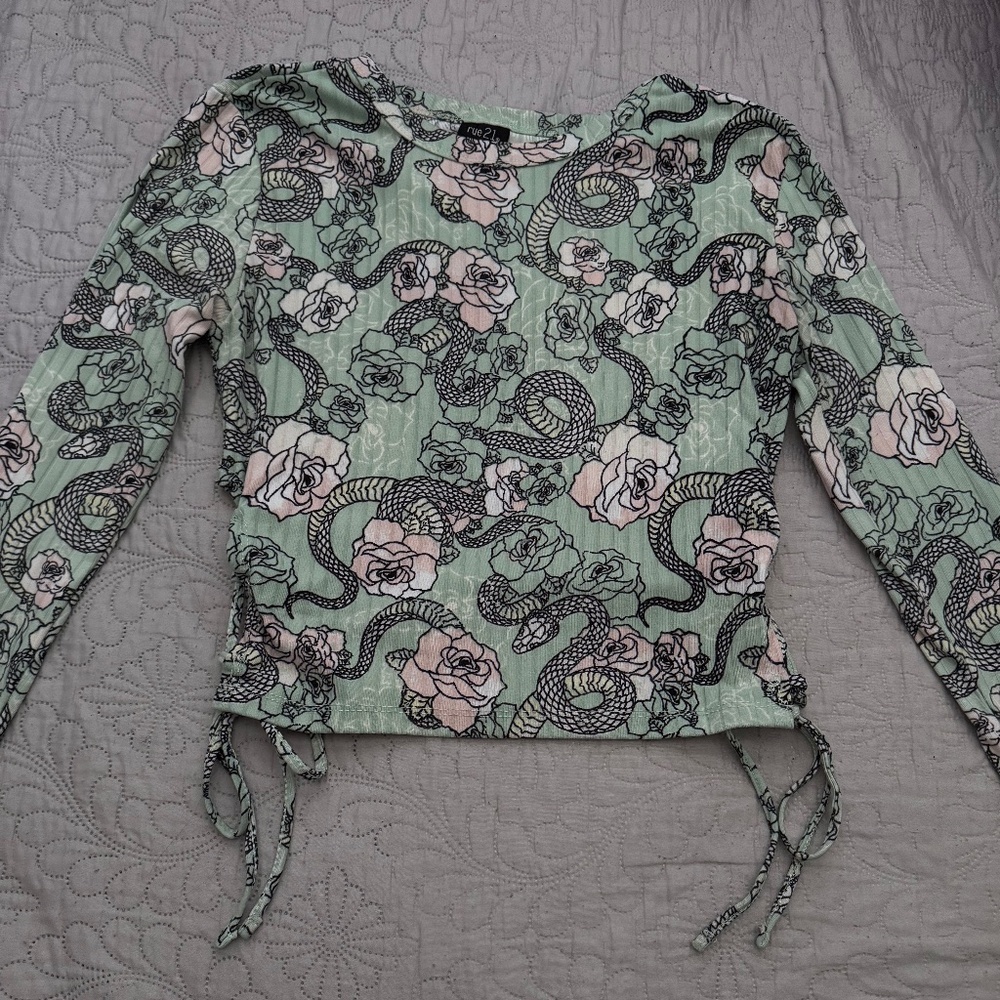 Long sleeve shirt